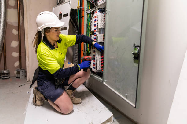 Best Licensed Electrician  in Orange City, FL